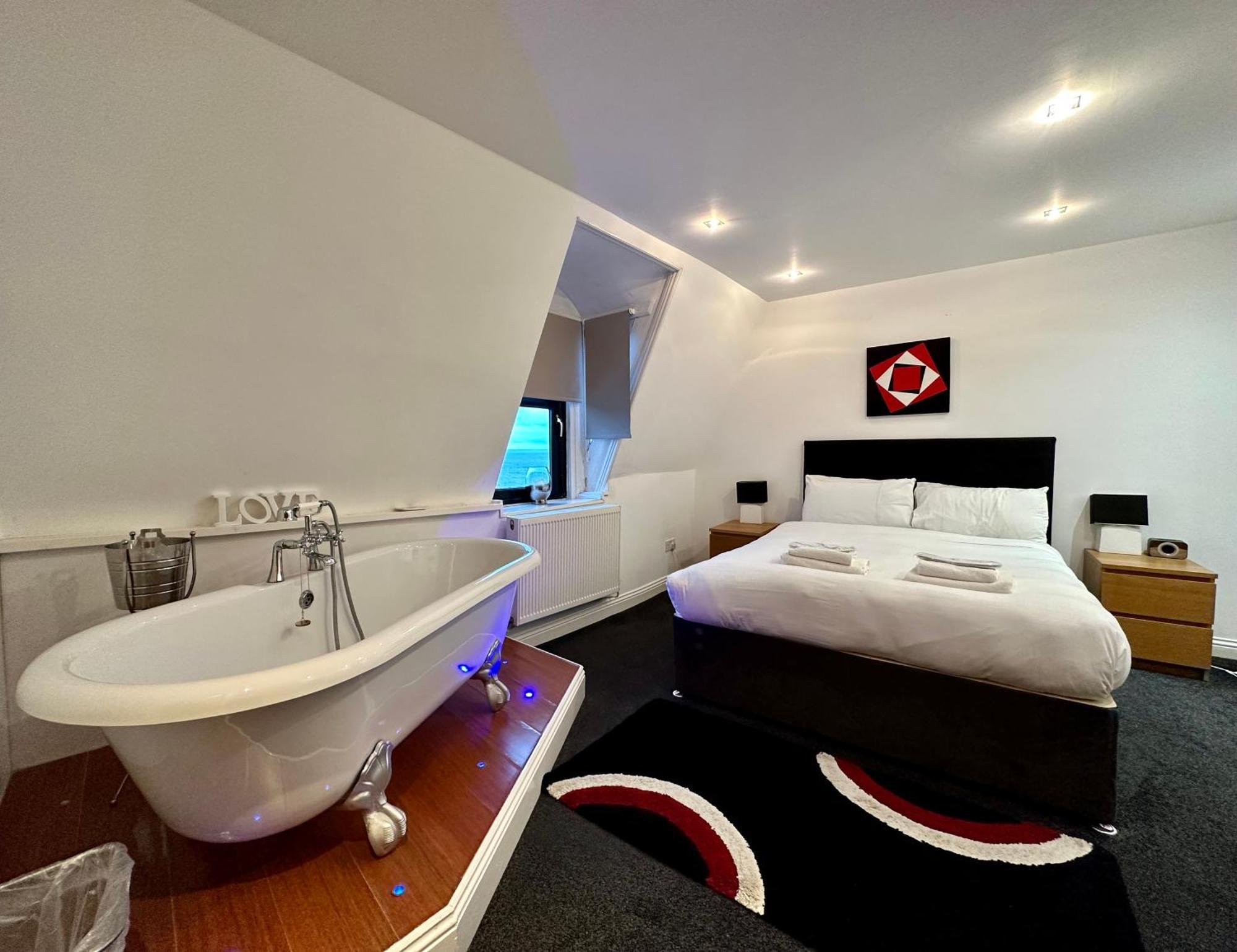 The Carlton'S Holiday Suites Bridlington Zewnętrze zdjęcie
